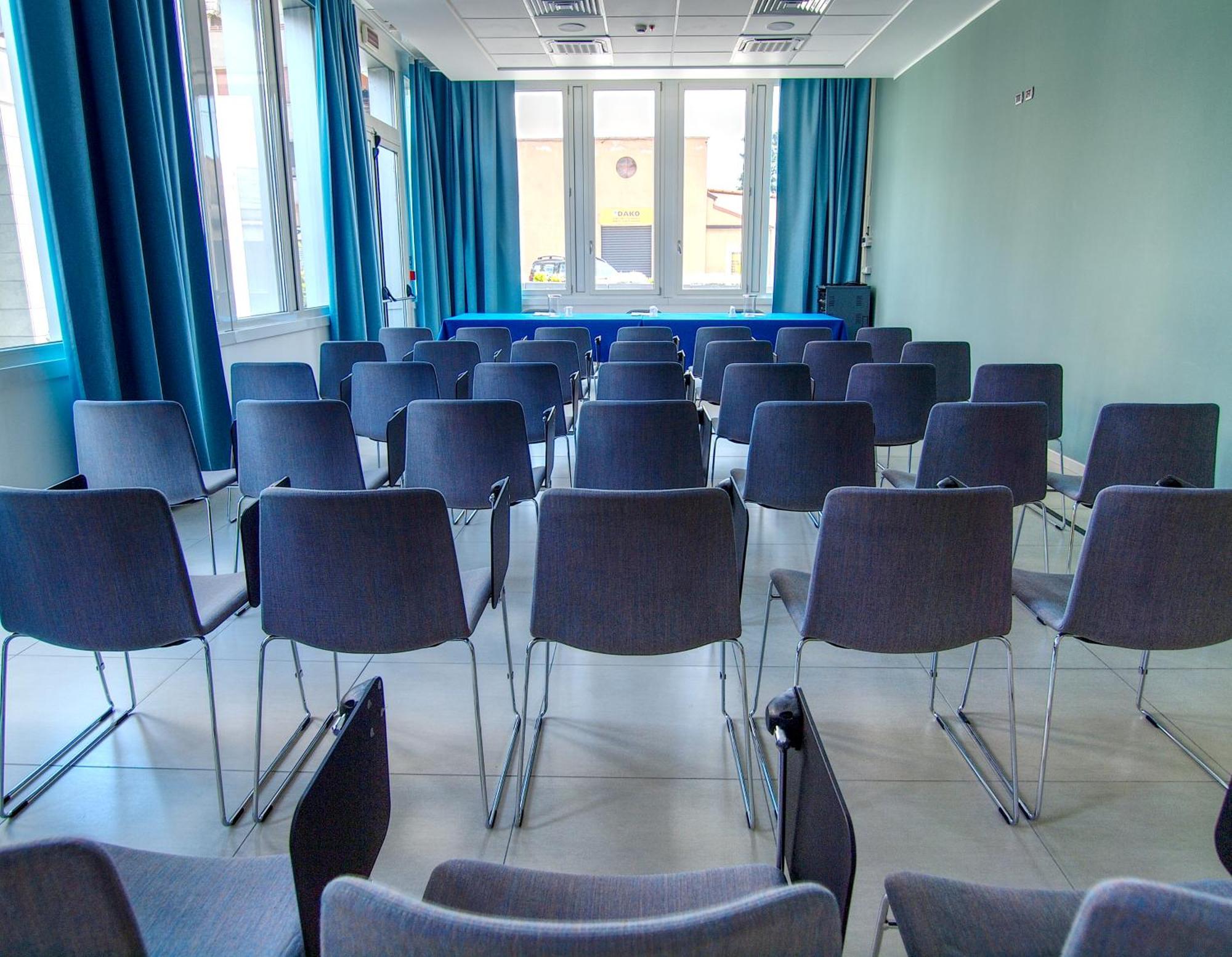 Tower Hotel Malpensa Busto Arsizio Esterno foto